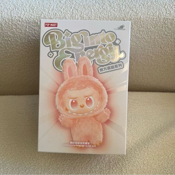 AUTHENTIC LABUBU LOVE Big into Energy Series Plush Pendant Blind Box NWT - Picture 4 of 11